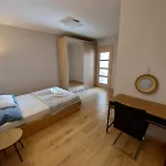 Sandra Guest house 3*