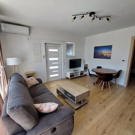Guest house Sandra 3*