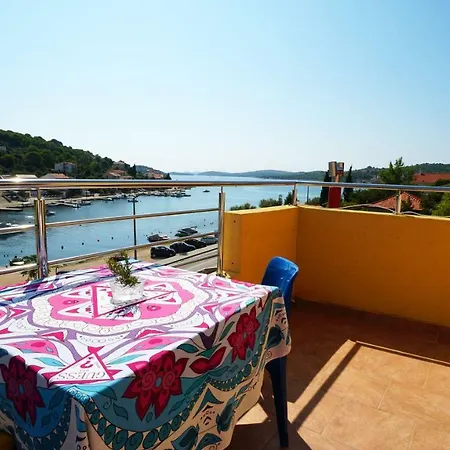 Guest house Sandra 3*