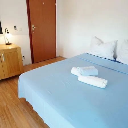 Guest house Sandra 3*