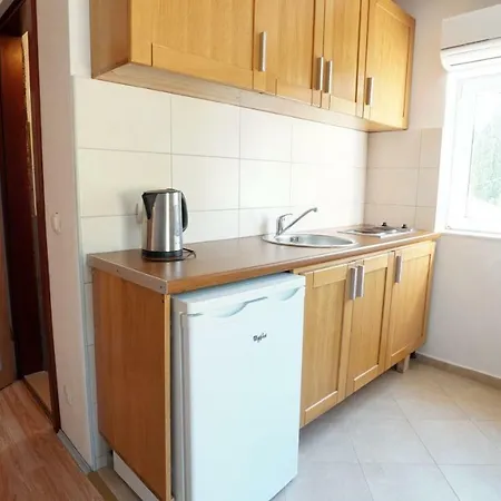 Sandra Guest house Tisno