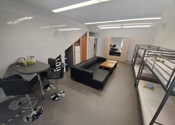 桑德拉旅馆 招待所 迪斯诺